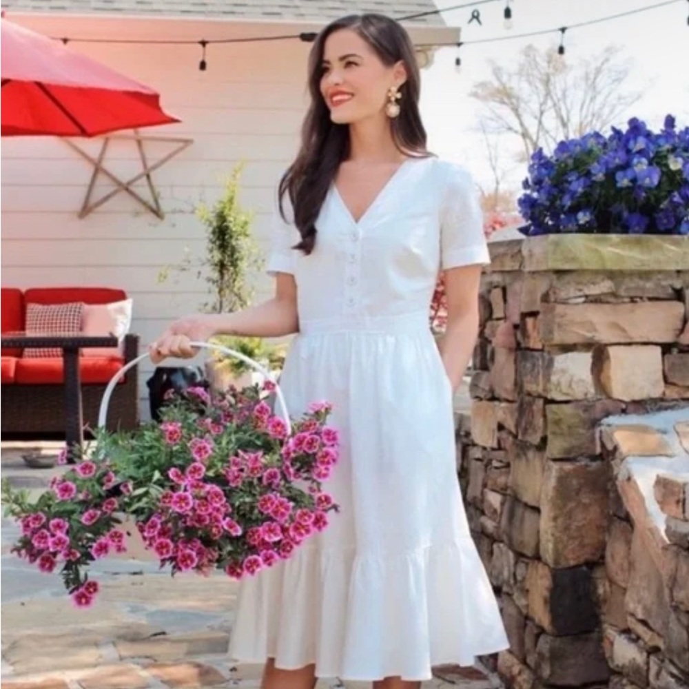 Gal Meets Glam White Angela Dress